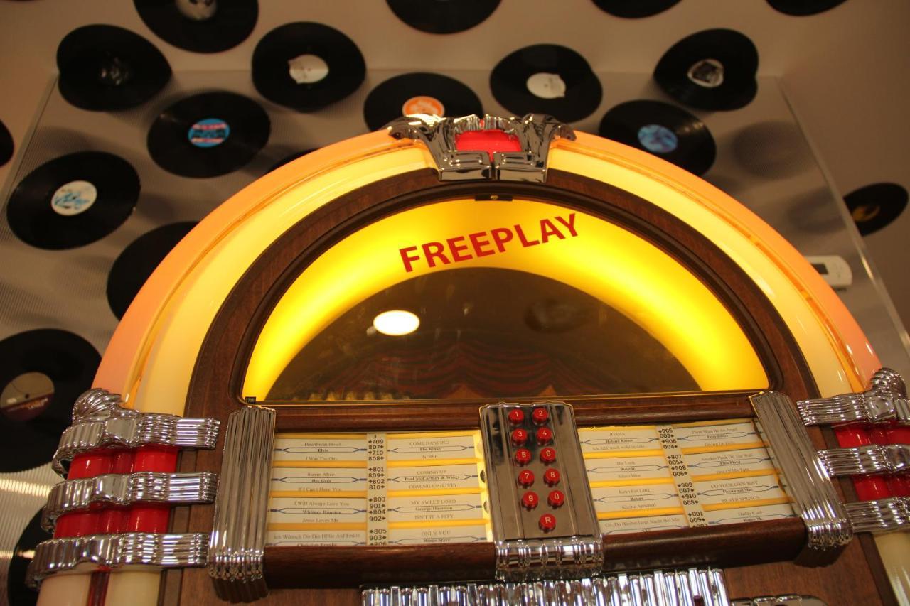 Jukebox Hotel Znojmo Exterior photo